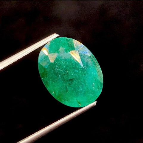 Emerald 6.85 Cts