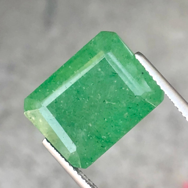 Emerald 2.79 Cts