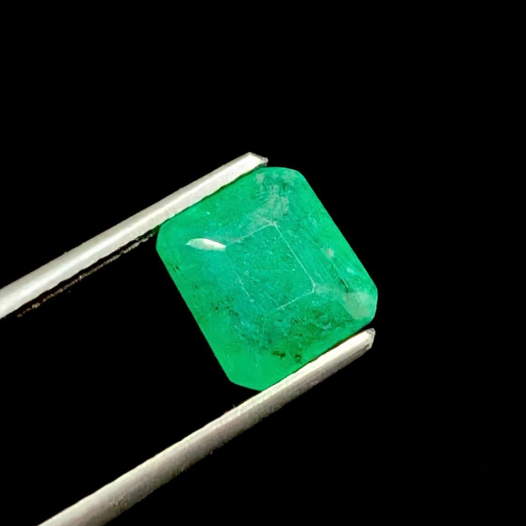 Emerald  2.15 Cts