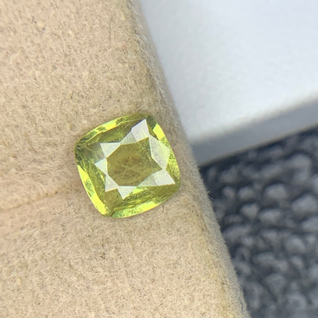 Sapphire Yellow 1.25 cts