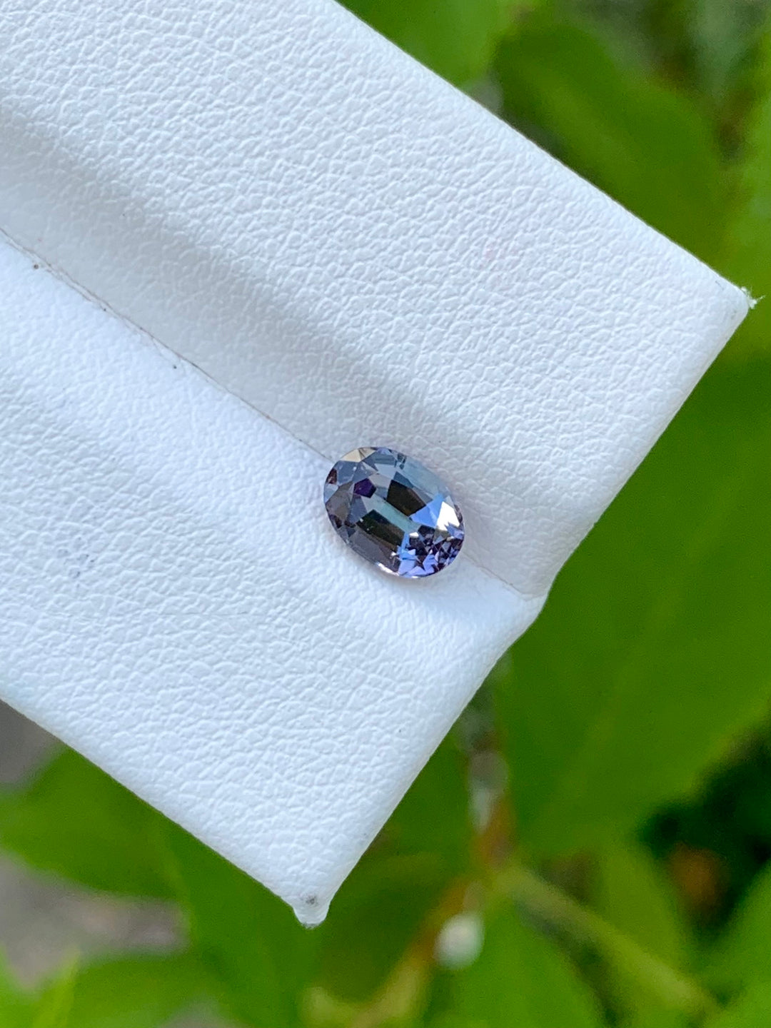 TANZANITE OVAL 0.94 CTS