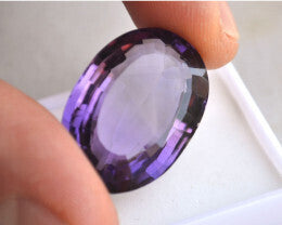 Amethyst - Radiant 2.88 ct Gemstone